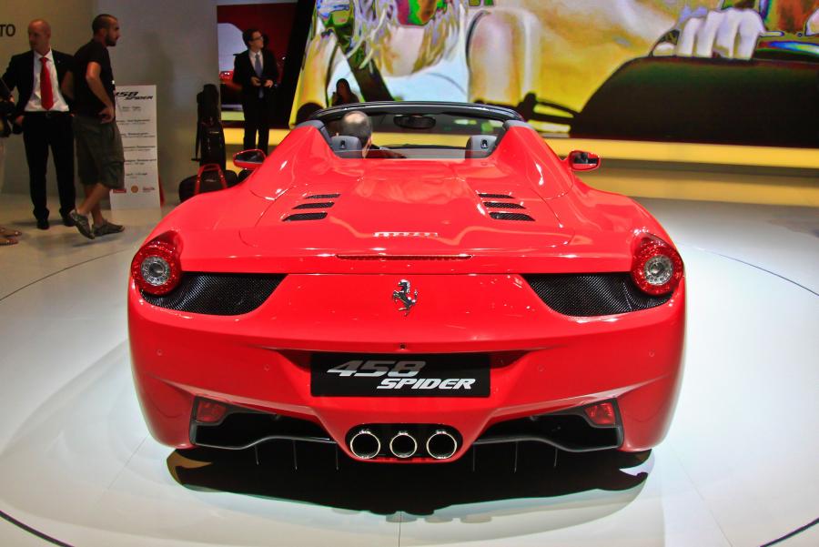  Ferrari 458 Spider 2012 года  (фото 132 из 136)